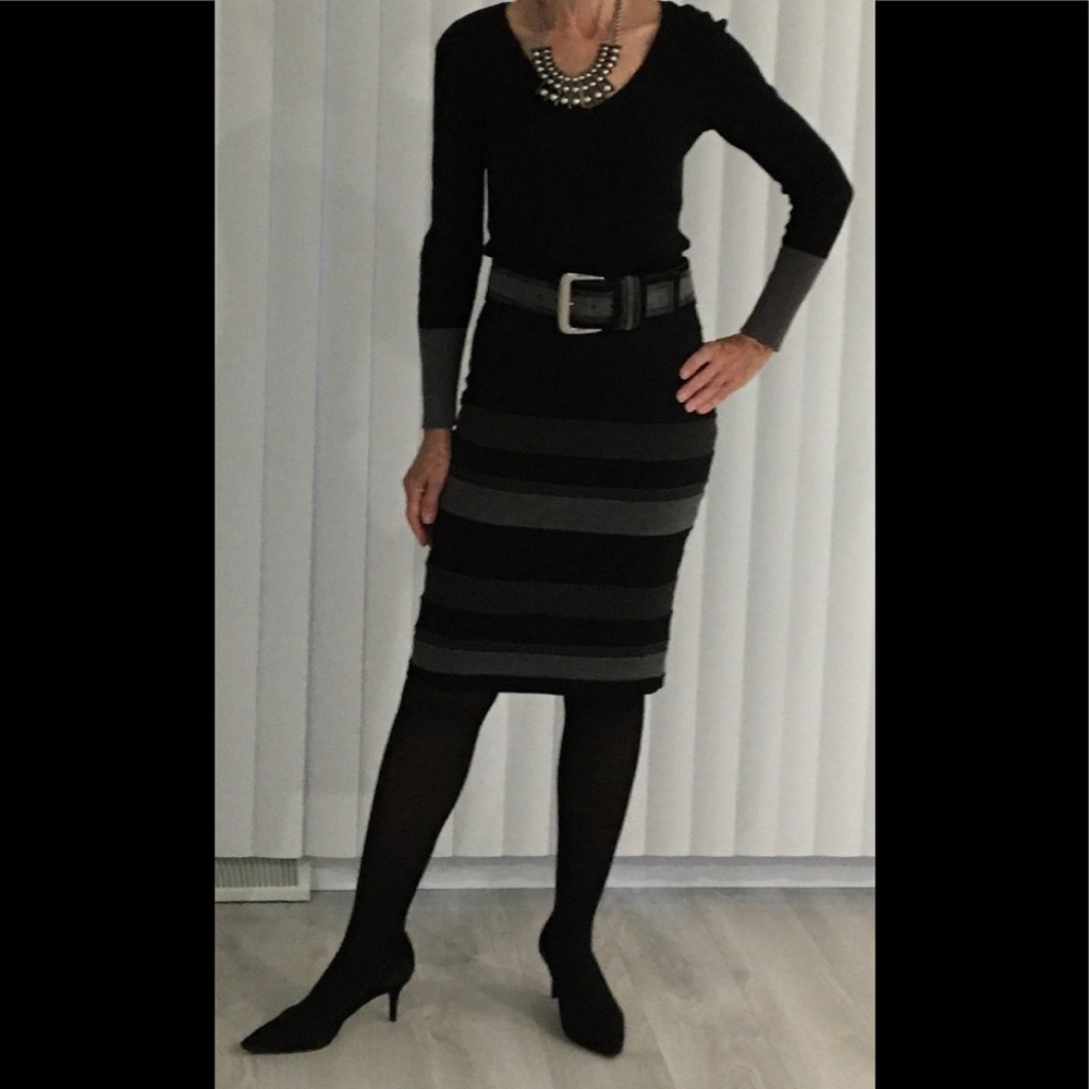 White House Black Market Black and Gray Pencil Skirt